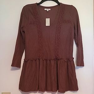 NWT Maurices thermal weave & Lace top dark brown S